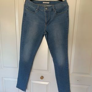 Levi’s women’s skinny jeans